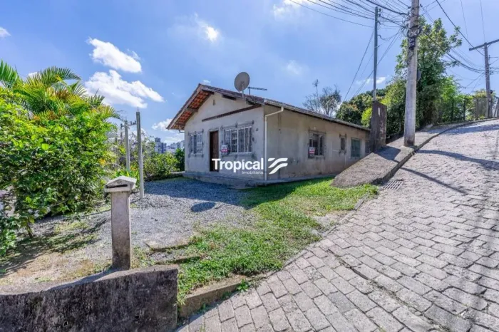 Casa com 3 dormitórios à venda, 113 m² por R$ 580.000,00 - Centro (Blumenau) - Blumenau/SC