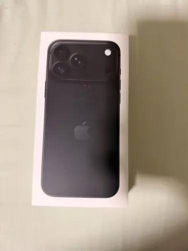iPhone 18 pro max 252 preto com chip físico