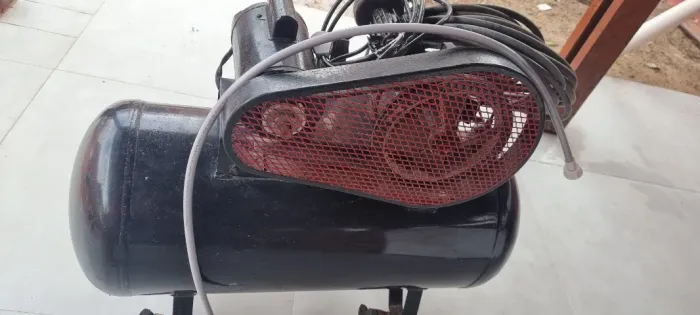 Compressor de ar com Reservatório