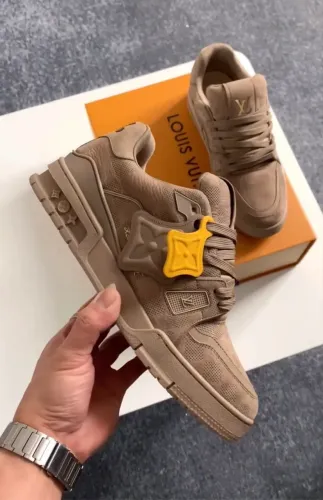Tênis Louis Vuitton