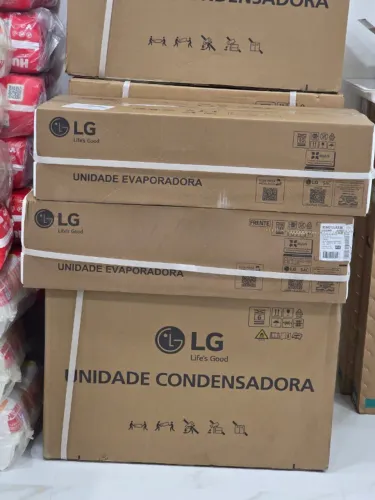Ar-Condicionado LG Dual Inverter Voice +AI 12.000 BTU Frio 220V