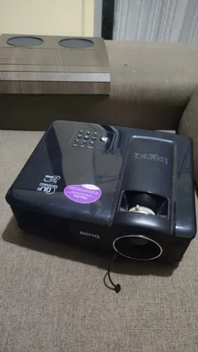 Retroprojetor Remoção de Peças