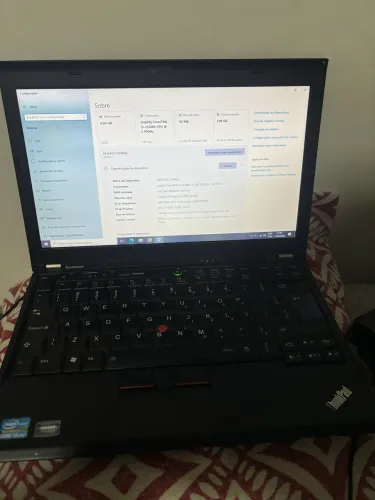 Notebook semi novo