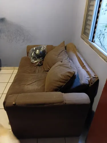 Doa se sofá cama e cadeira gamer