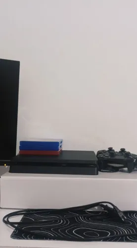 Ps4 slim 872gb