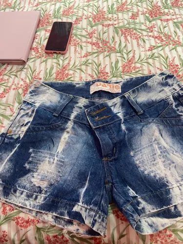 Short jeans