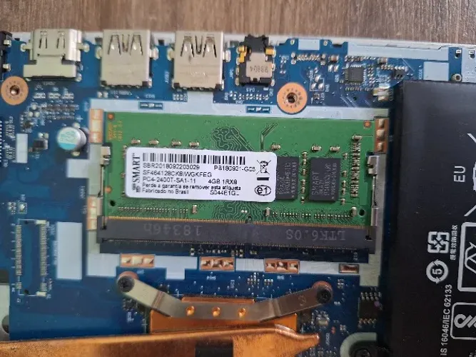 Memória RAM Notebook 4GB DDR4 2400MHz - Smart (Original Lenovo)
