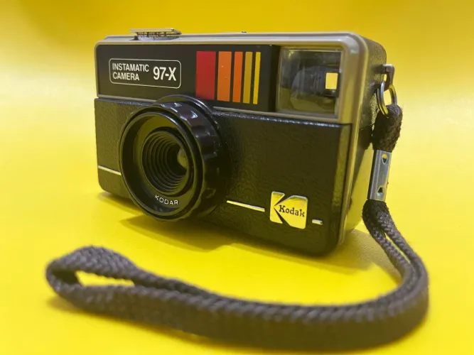 Câmera Kodak Instamatic 97-X
