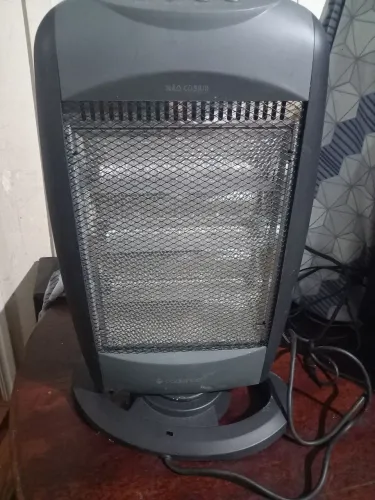 Aquecedor cadente potência 1200 watts e perfeito estado 