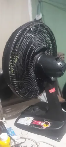 Ventilador com defeito marca Arno, tava funcionando perfeitamente e parou com 4 meses d so