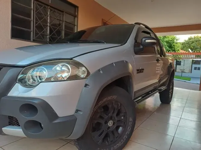 Fiat Strada Adventure 1.8/ 1.8 Locker Flex CE 2009