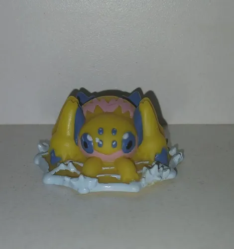 BONECO MINIATURA DEDOCHE POKEMON GALVANTULA