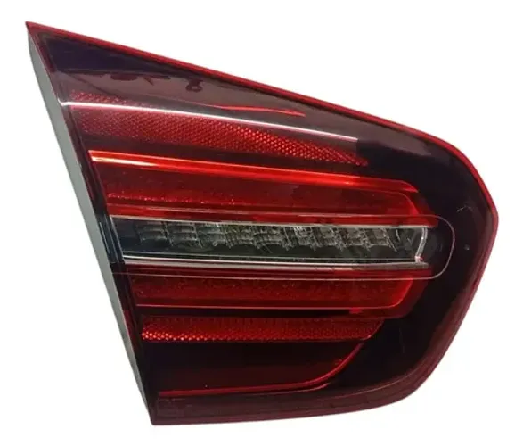 Lanterna Tampa Esquerda Mercedes Gla200 1.6 T 2019 Esquerdo/motorista Vermelho