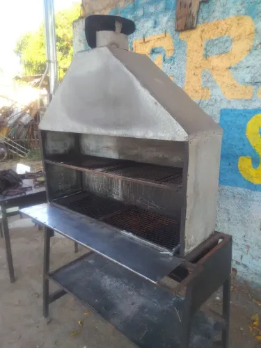 Churrasqueira de espetinho