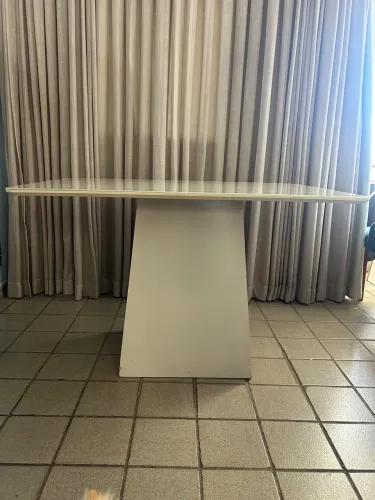 MESA DE JANTAR 4 LUGARES