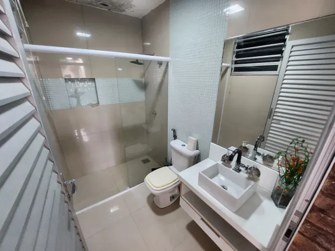 Casa Plana para fins Comerciais ou Residenciais