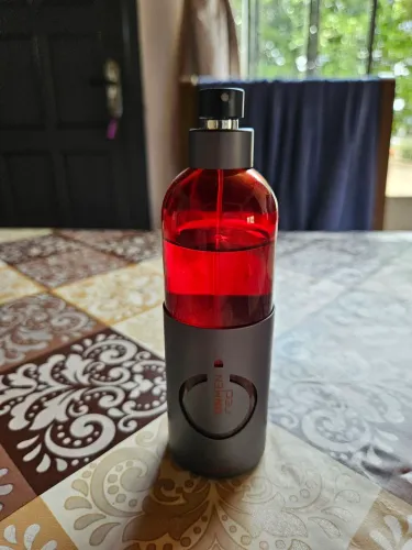 Perfume Eudora on men red