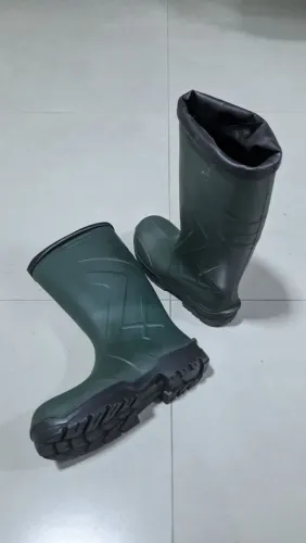 Bota de borracha cano longo