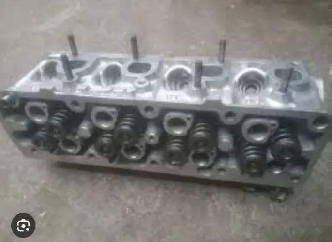 Vendo ou troco cabeçote GM 1.8. está com válvulas,velas e tuchos 