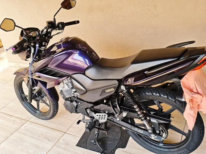 Fazer 150 24/25 Pure Purple (Roxo Metálico) - 4100km