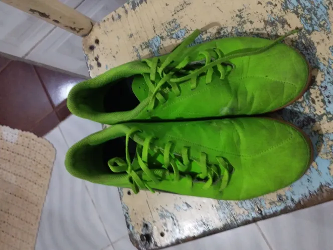 Chuteira futsal Adidas 