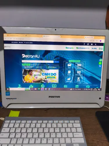 Computador Positivo intel
