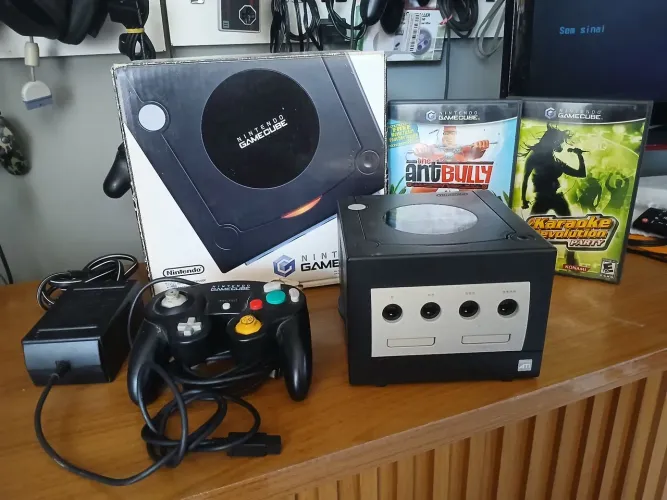 NINTENDO GAMECUBE COMPLETO CONTROLE, JOGOS, CAIXA E FONTE