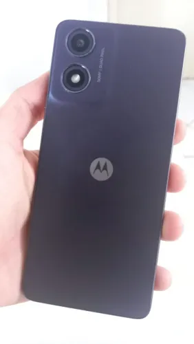 Moto g04