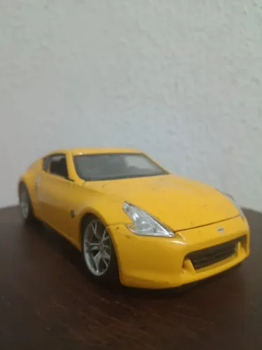 Carrinho para colecionadores Modelo Nissan 370Z