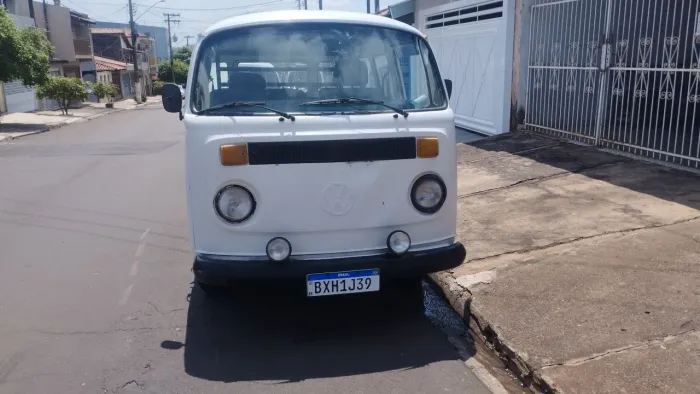 Volkswagen Kombi Standard/ Luxo/ Serie Prata 1997