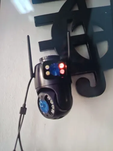 Câmera wifi dupla. Com instalação