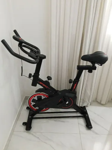 Bicicleta ergométrica semi nova