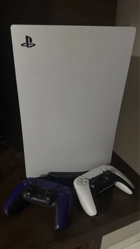 PS5 MÍDIA FÍSICA E DIGITAL 2 CONTROLE +FC26