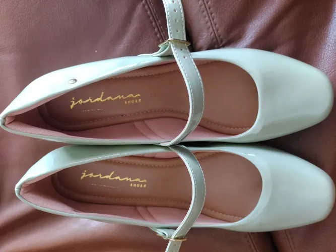 Sapato feminino boneca