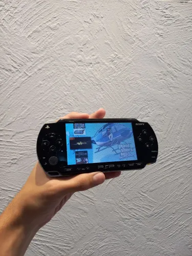 PSP 1000 + PES 2012 - Pegar e jogar!
