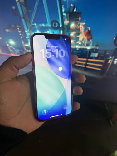 iPhone 13