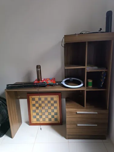 Vendo Escrivaninha Multifuncional - Excelente Estado!