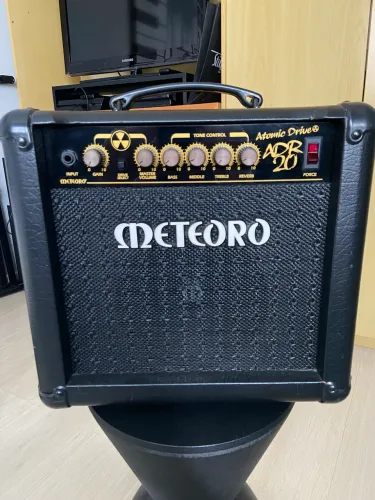 Amplificador Meteoro Atomic Driver ADR20