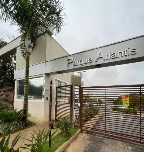 Apartamento Térreo com Quintal ao Lado do Shopping Jaraguá 