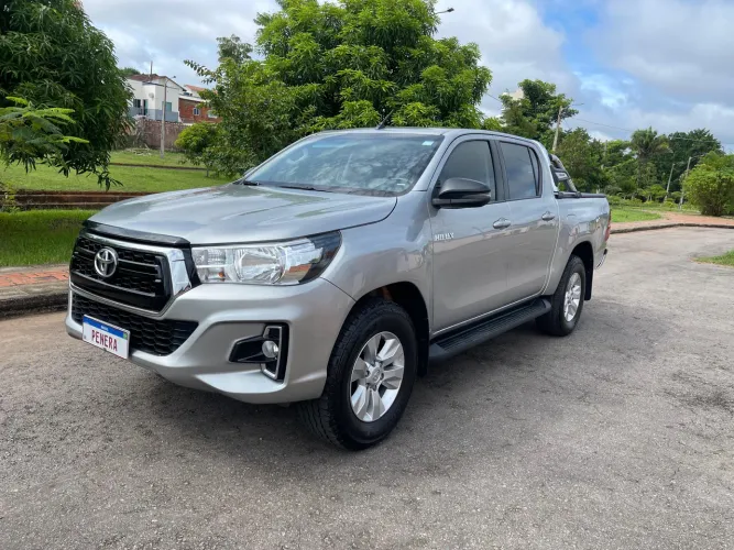Toyota Hilux CD SR 4X4 2.8 TDI Diesel Aut. 2020