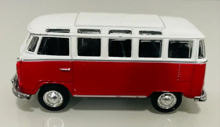 Miniatura Metal VW Kombi 1/43