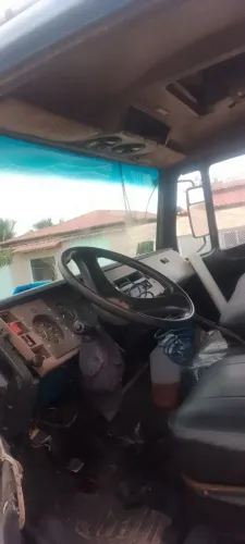 Vendo e troco valor 100 mil 