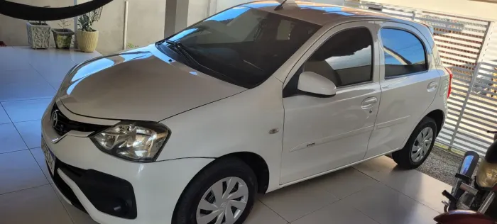 Toyota Etios X 1.3 Flex 16V 5P Mec. 2018