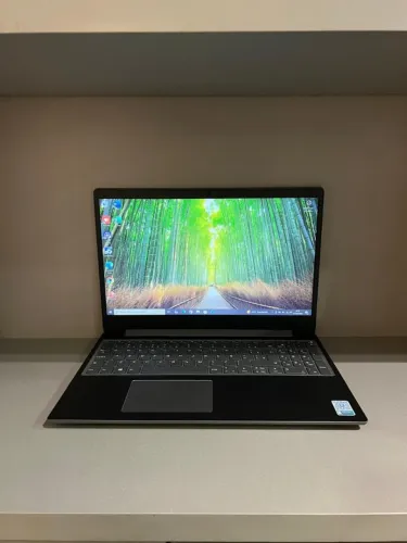 Notebook Lenovo  - Core I5  8TH - 8Gb Ram DDR4 - 256Gb de SSD NVME