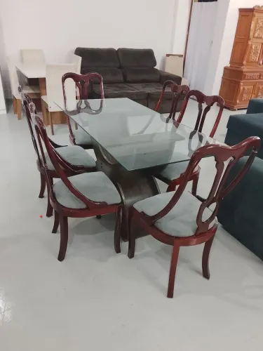 Jogo mesa com 6 cadeiras