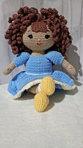 Boneca ( Amigurumi)