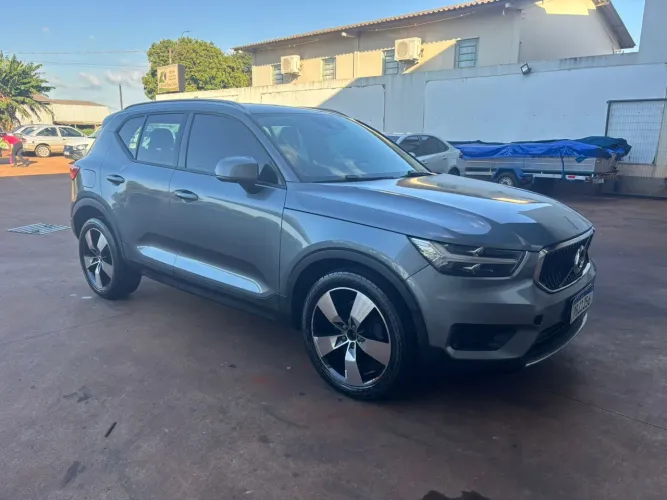 Volvo XC40 T-5 Moment First Edit 2.0 252cv AWD 2018