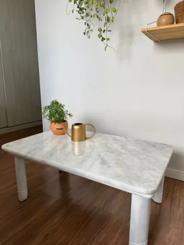 Mesa de centro Marmore Branco com base madeira Lindo Design Bh