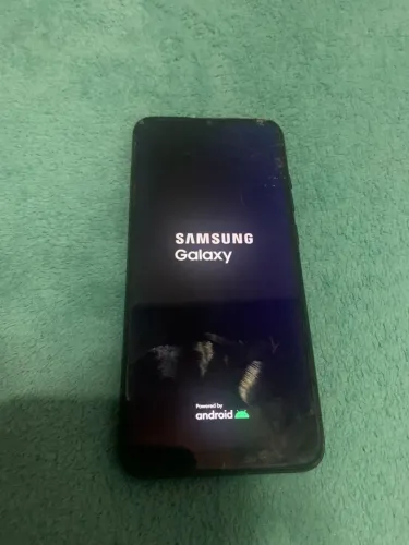 Galaxy A03 (1 ano somente de uso)