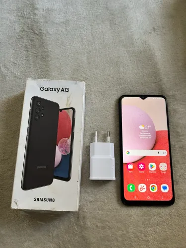 Samsung Galaxy A13 128GB Preto + Caixa e Carregador